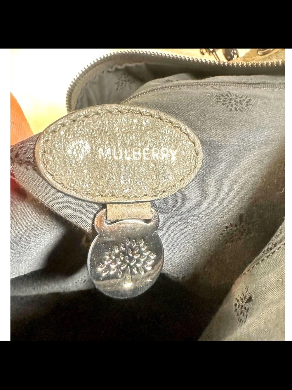 Mulberry Two-Tone Gray and Charcoal Leather Shoulder Bag - Picture 12 of 16